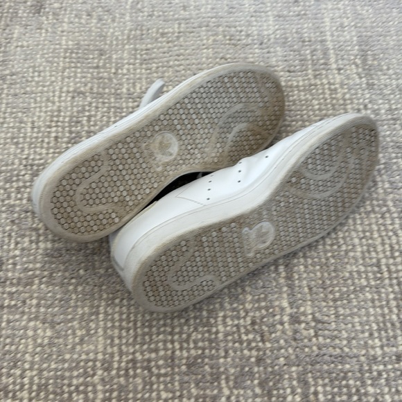 Adidas Stan Smith Shoes - Picture 4 of 5